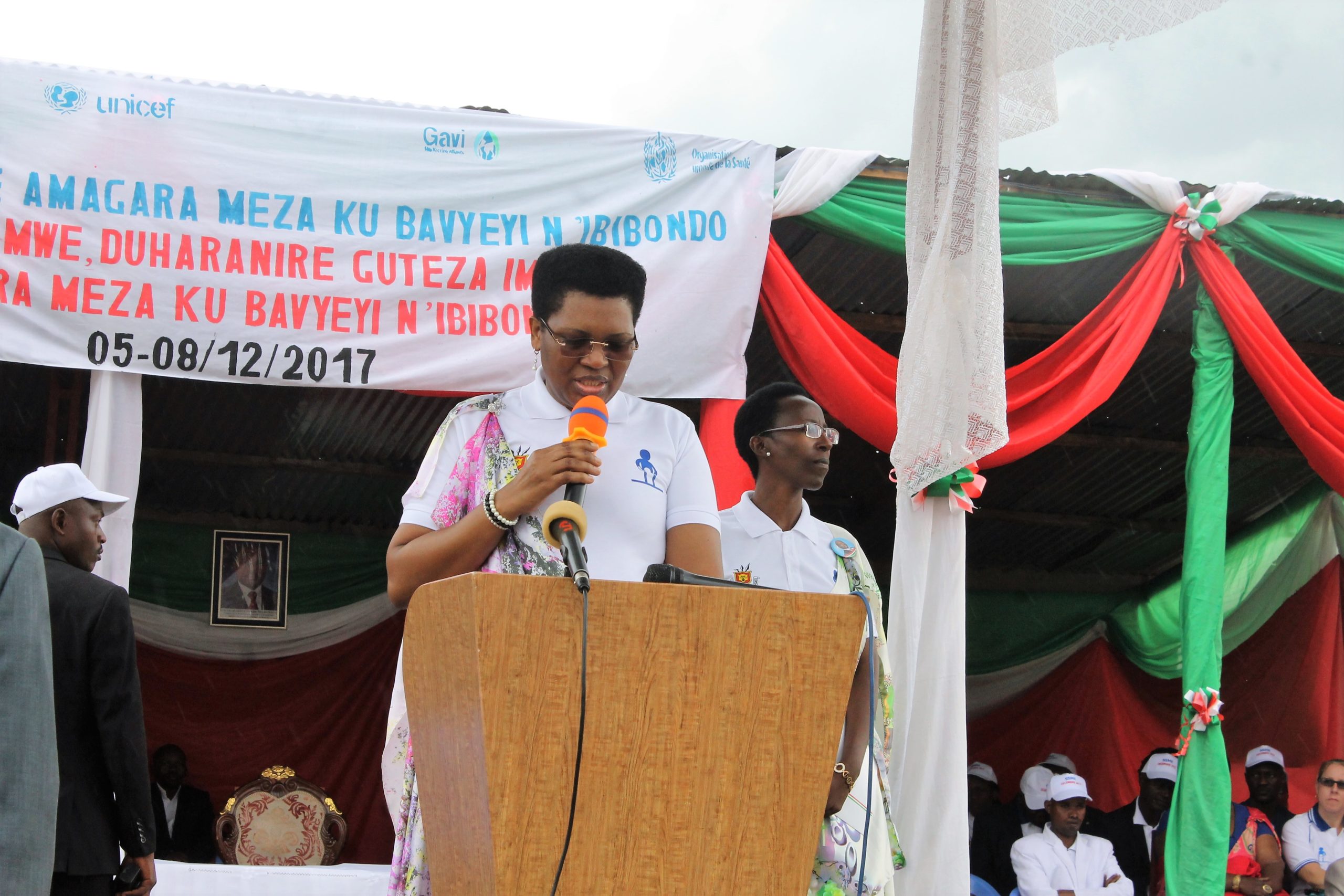 La Première Dame du Burundi a lancé la semaine santé mère-enfant (SSME) à  Kiremba