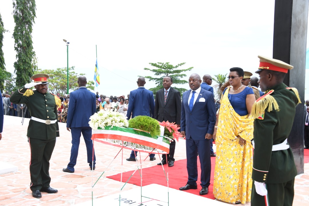 Le Couple Présidentiel prend part aux cérémonies commémoratives du 58è anniversaire de l’assassinat du Héros de l’Indépendance