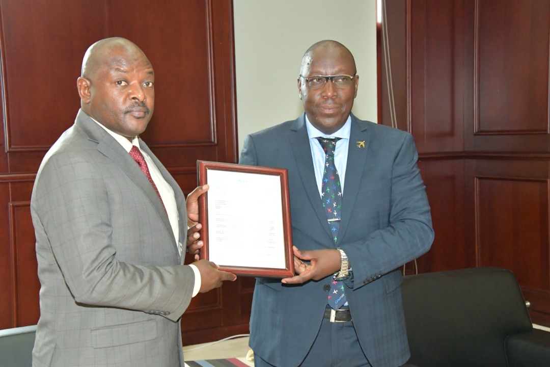 Le Chef de l’Etat reçoit en audience le DG de l’Autorité de l’Aviation Civile du Burundi