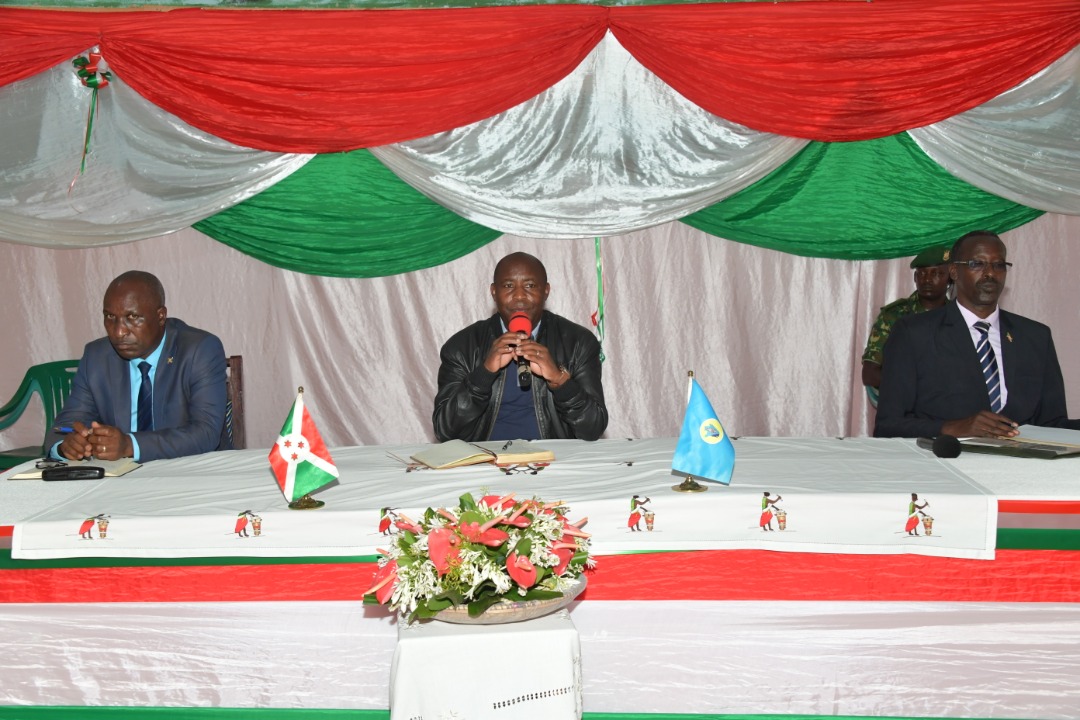 Le Président de la République rencontre les chefs des services provinciaux de Bururi