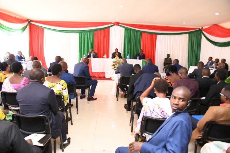 Le Président Ndayishimiye rencontre les nouveaux administratifs pour le renforcement des capacités en techniques administratives