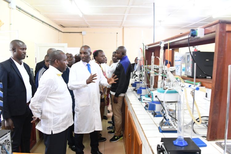 Le Chef de l’Etat inaugure un Centre de Recherche en Agriculture et Développement Rural à Ngozi