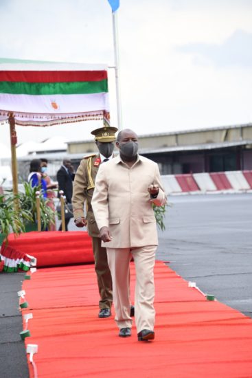 The Head of State returns from Libreville