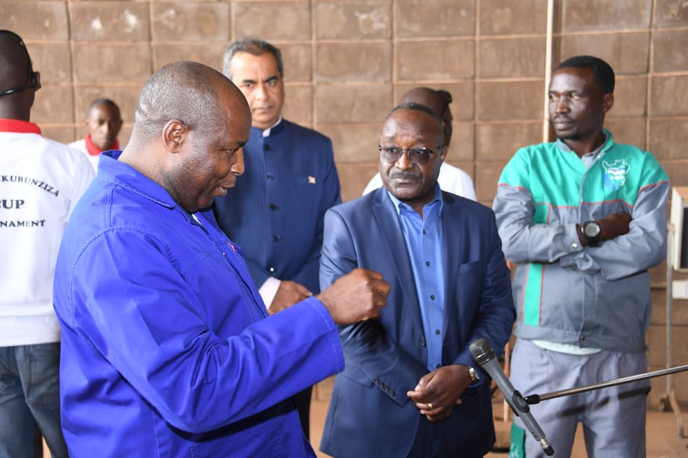 Le Président Ndayishimiye suspend le DG de l’OTRACO et l’Entreprise Global Smart Technologies