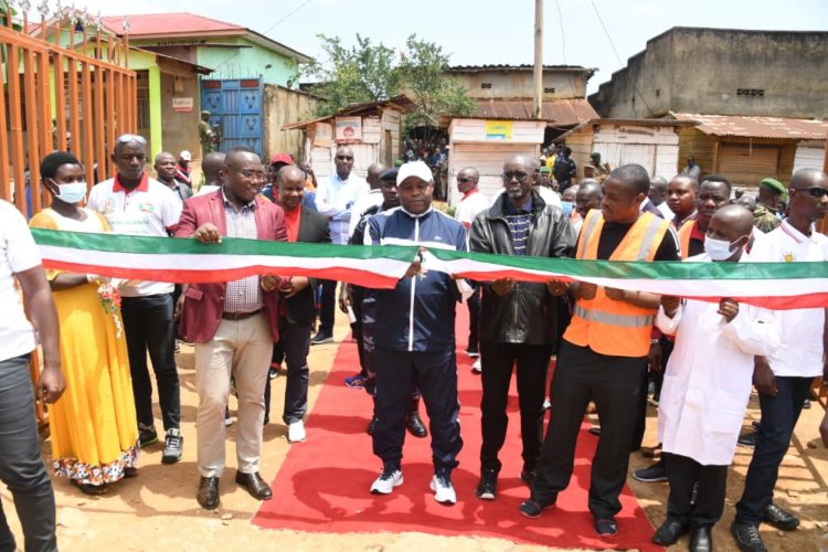 Le Chef de l’Etat inaugure le premier hôpital communal à Musigati