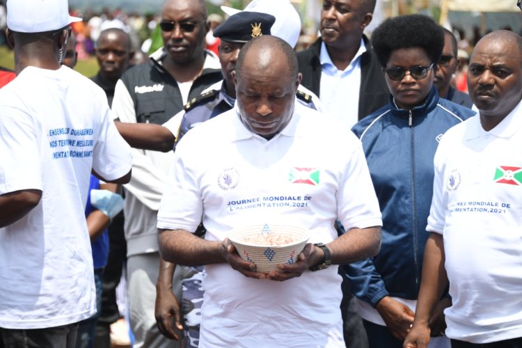 Le Président Ndayishimiye lance la saison culturale A