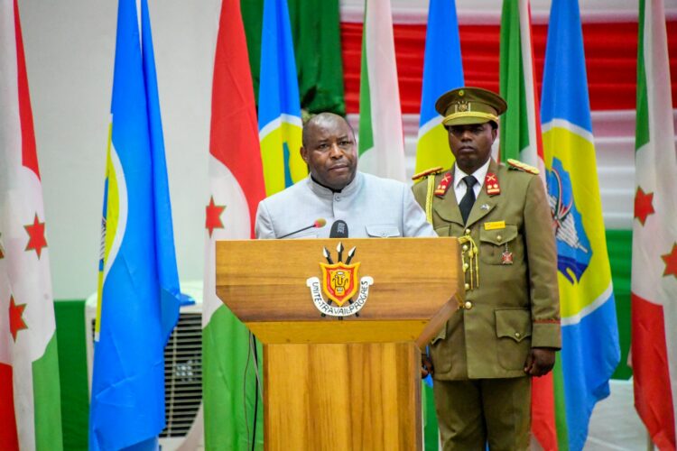 DISCOURS PRONONCE PAR SON EXCELLENCE LE PRESIDENT DE LA REPUBLIQUE LORS DE LA CLÔTURE DU FORUM NATIONAL SUR LE DÉVELOPPEMENT