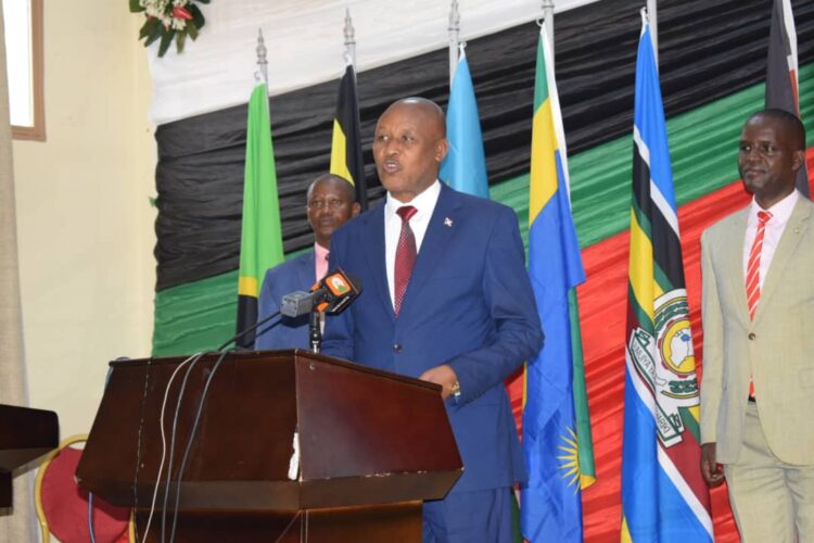 Le Vice-Président Burundais procède au lancement des travaux du 20ème anniversaire de la cour de Justice de l’EAC