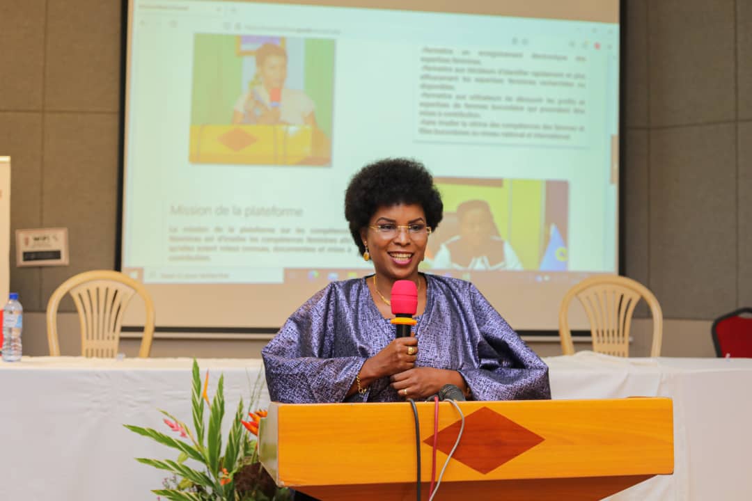 La Première Dame lance officiellement la plateforme des compétences des Femmes Burundaises