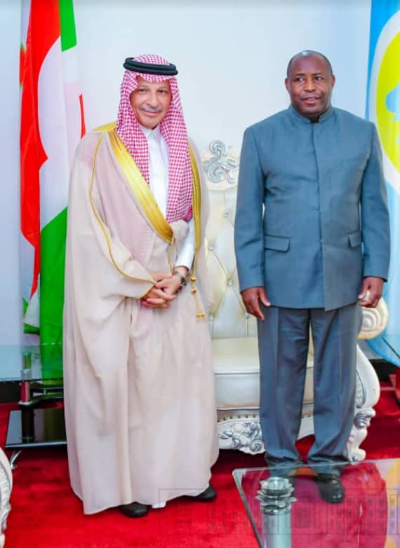 Le Président Ndayishimiye reçoit l’envoyé spécial du roi d’Arabie Saoudite