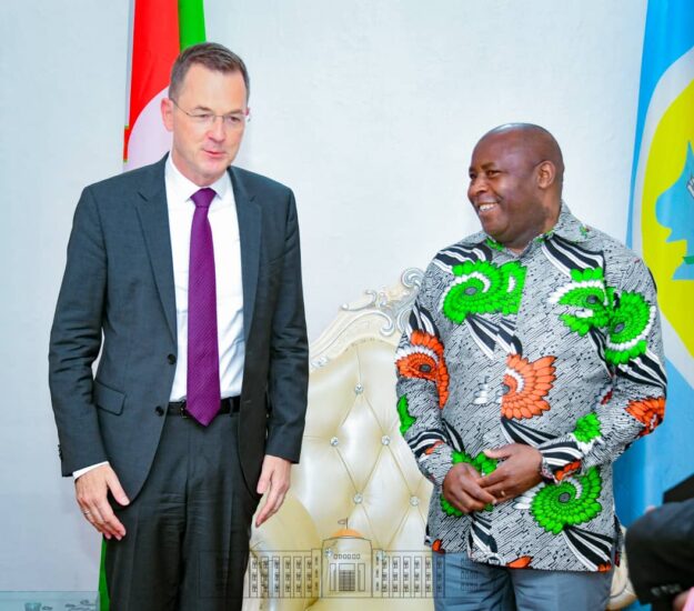 Le Président Ndayishimiye a reçu en audience le Vice-Président de l’IFC