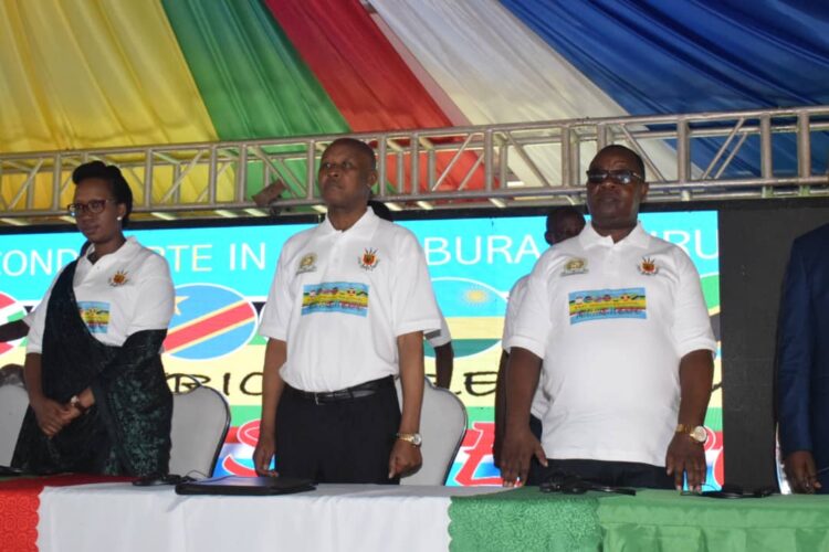 Le Vice-Président BAZOMBANZA procède à l’ouverture officielle de la 2ème Conférence-Exposition régionale du tourisme de l’EAC