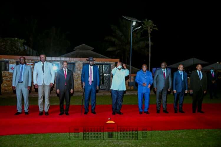 La présence remarquée du Président Evariste Ndayishimiye dans la célébration du 60ème anniversaire de la République d’Ouganda
