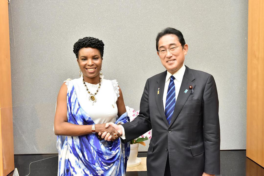 La Première Dame SE Angeline NDAYISHIMIYE a rencontré le Premier Ministre Japonais et d’autres représentants des organisations japonaises