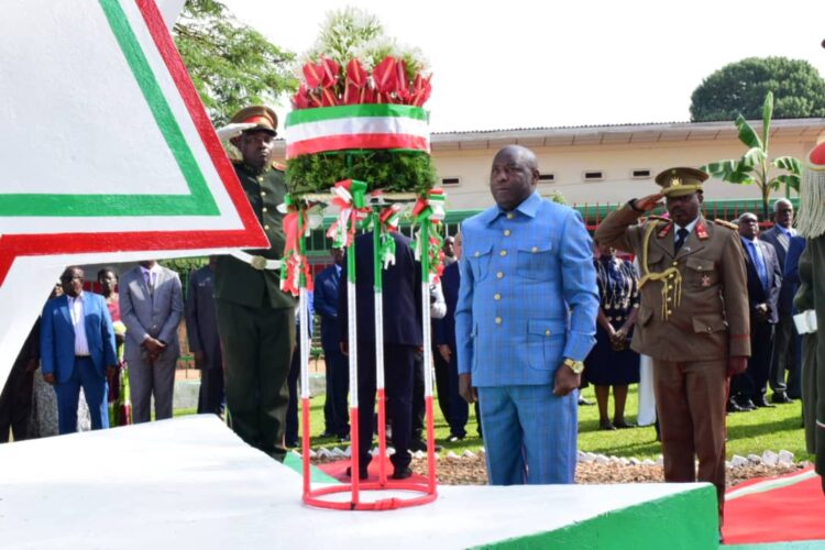 Le Chef de l’Etat appelle les Burundais à garder à cœur la charte de l’unité nationale et demande aux leaders de vivre l’esprit d’équité et de la non-discrimination
