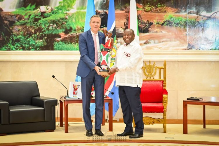 Les Ambassadeurs d’Afrique du Sud, de Belgique et d’Allemagne présentent leurs adieux au Président Ndayishimiye
