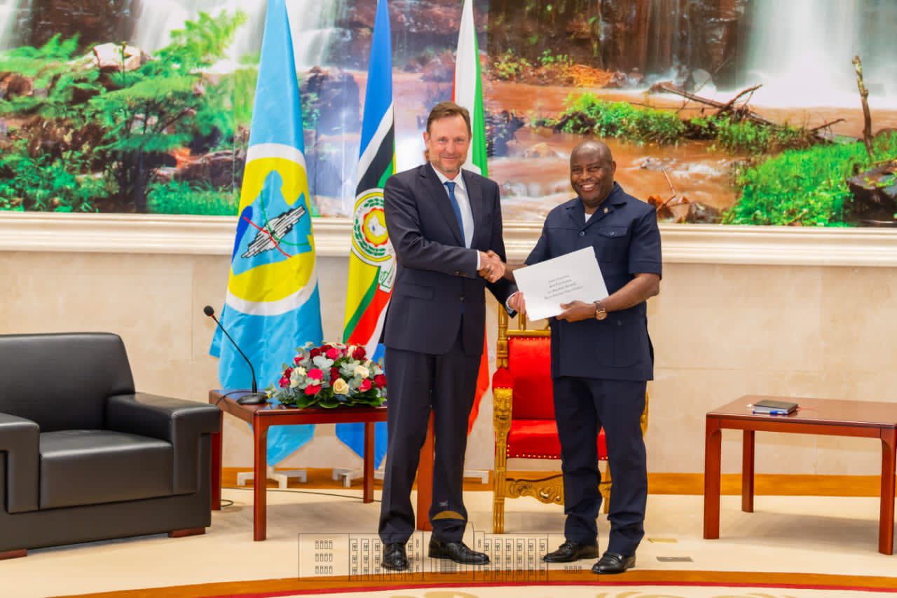 Le Président Ndayishimiye a reçu les lettres de créances des Ambassadeurs nouvellement nommés