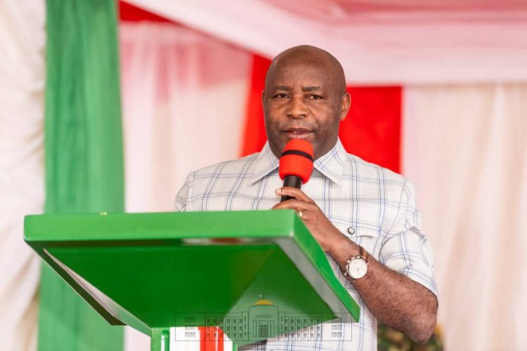 Le Président Ndayishimiye déterminé à corriger les imperfections dans la commercialisation du sucre