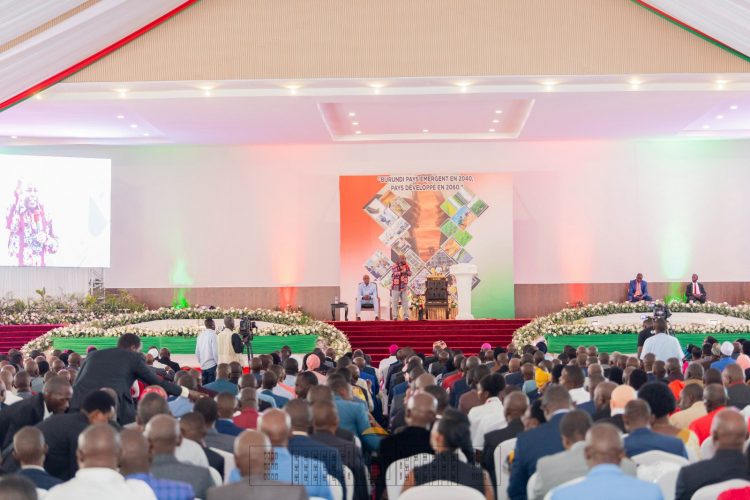 Le Chef de l’Etat a réuni les Représentants des Confessions Religieuses et des ASBLs du domaine des droits de la personne humaine, agréées au Burundi