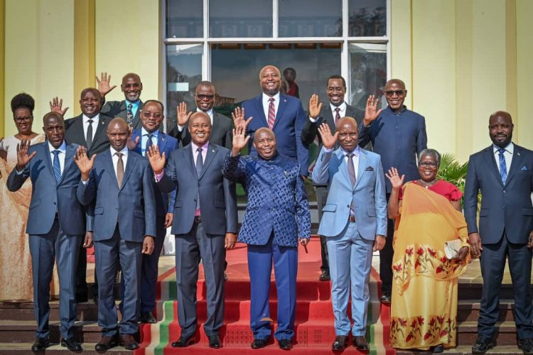 Prestation de serment des nouveaux ministres du gouvernement burundais