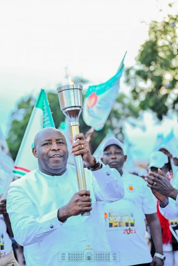 Le Chef de l’Etat procède au lancement à Muyinga du Flambeau de la Paix, XVIIème Édition