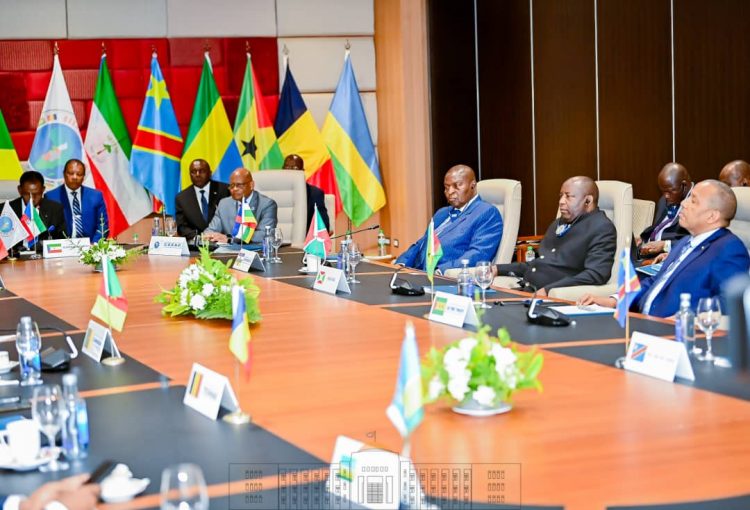 Le Président Ndayishimiye a participé à la 5ème session extraordinaire de la conférence des Chefs d’Etat et de gouvernement de la CEEAC