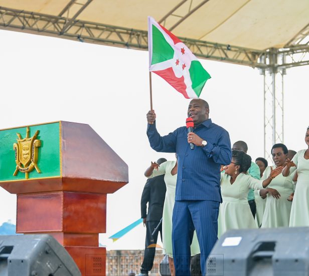 Le Chef de l’Etat appelle les citoyens à l’éveil de l’esprit patriotique pour impulser le développement socio-économique du Burundi