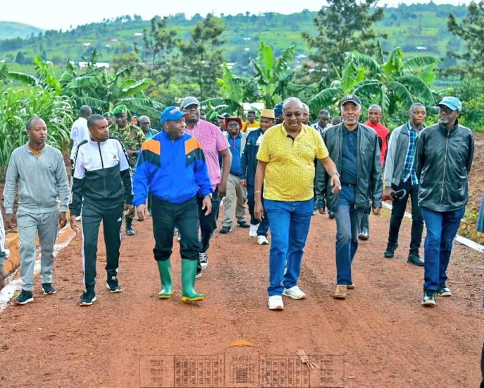 Le Président Ndayishimiye inspire les chefs des partis politiques burundais dans le développement