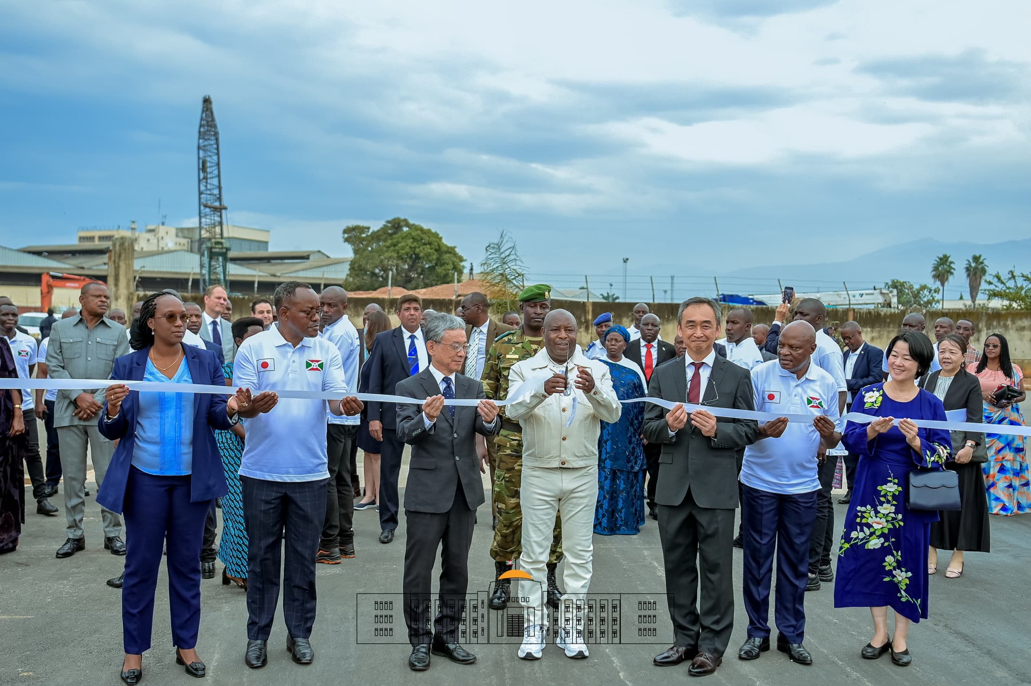 Le Président Evariste Ndayishimiye reçoit officiellement les infrastructures portuaires modernes de Bujumbura.