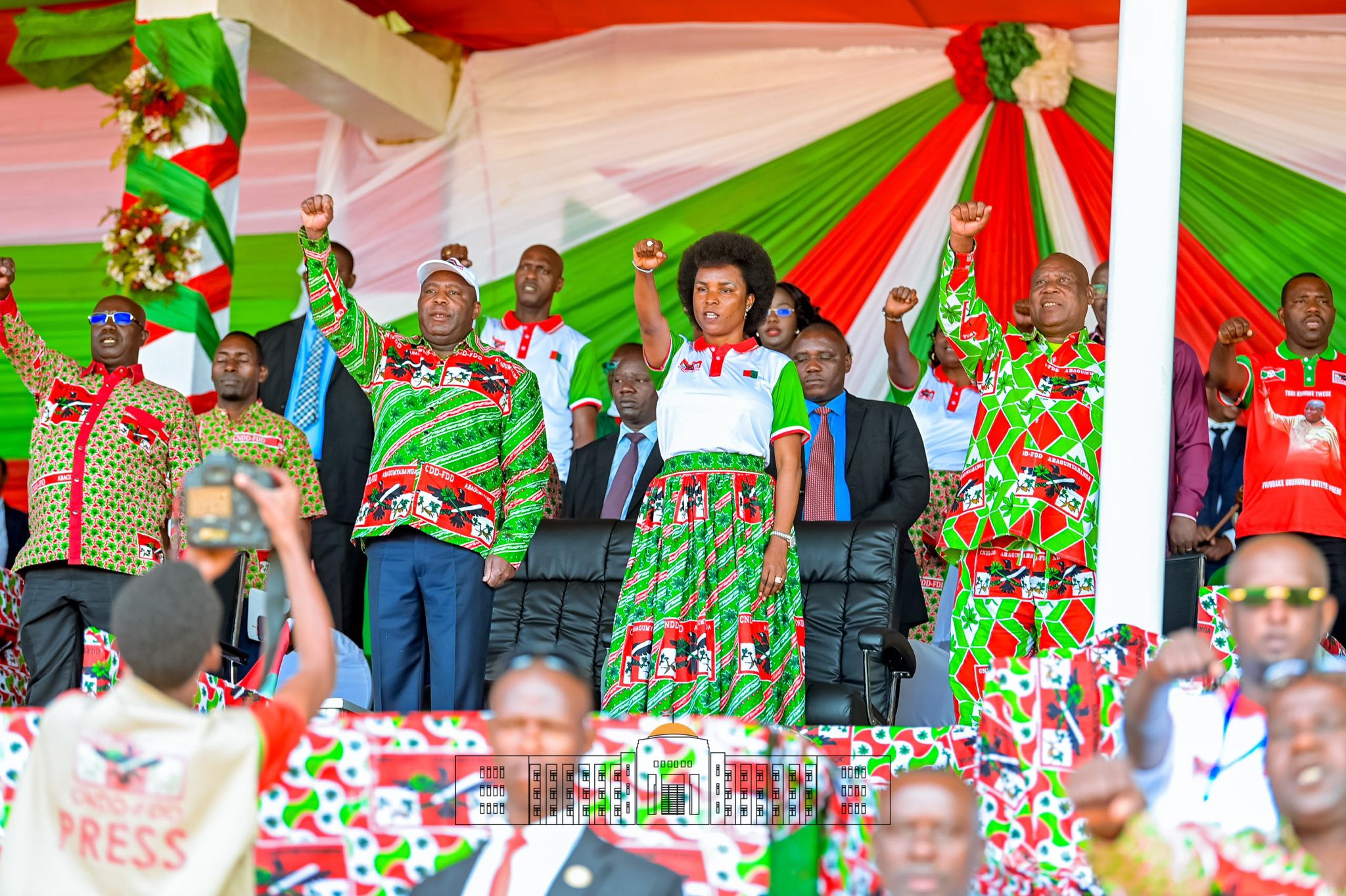Le Couple Présidentiel rehausse la Campagne du CNDD-FDD à Muramvya