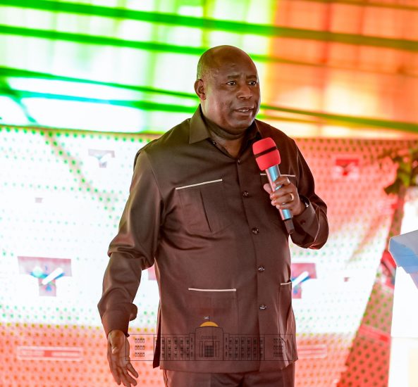 Le Président Ndayishimiye a participé à la prière du dernier jeudi de juin à Shombo
