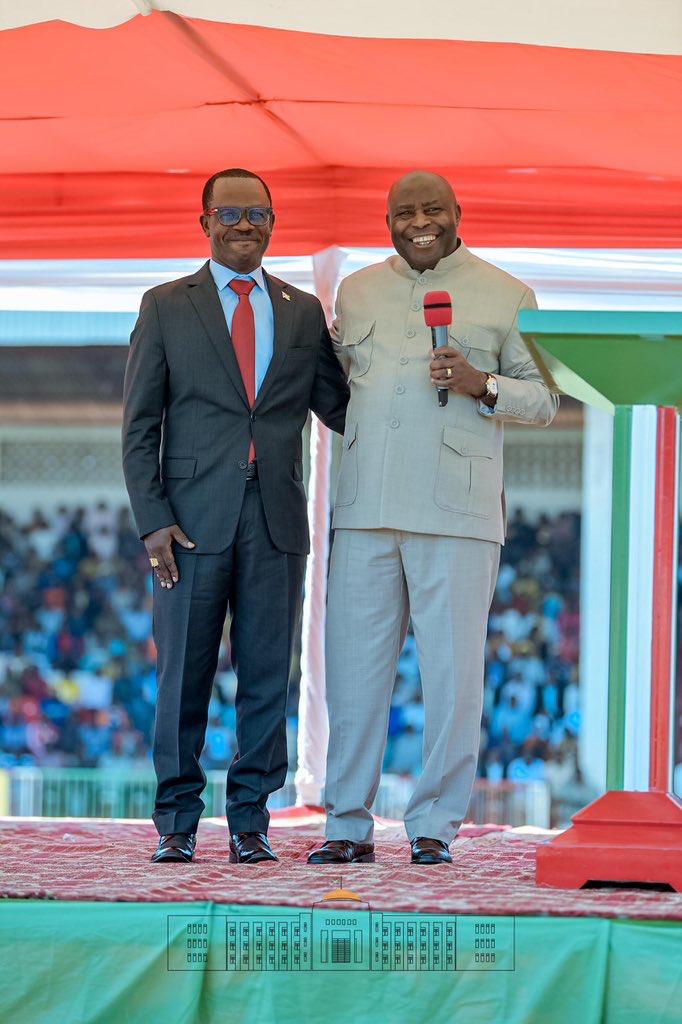 Le Président Ndayishimiye a présenté le nouveau gouverneur de Gitega