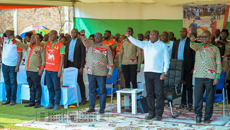 Le Président du Conseil des Sages du CNDD-FDD rehausse de sa présence la prière œcuménique mensuelle à Bubanza