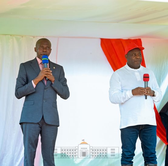 Présentation officielle du nouvel Administrateur communal de Kirundo par le Président Évariste Ndayishimiye