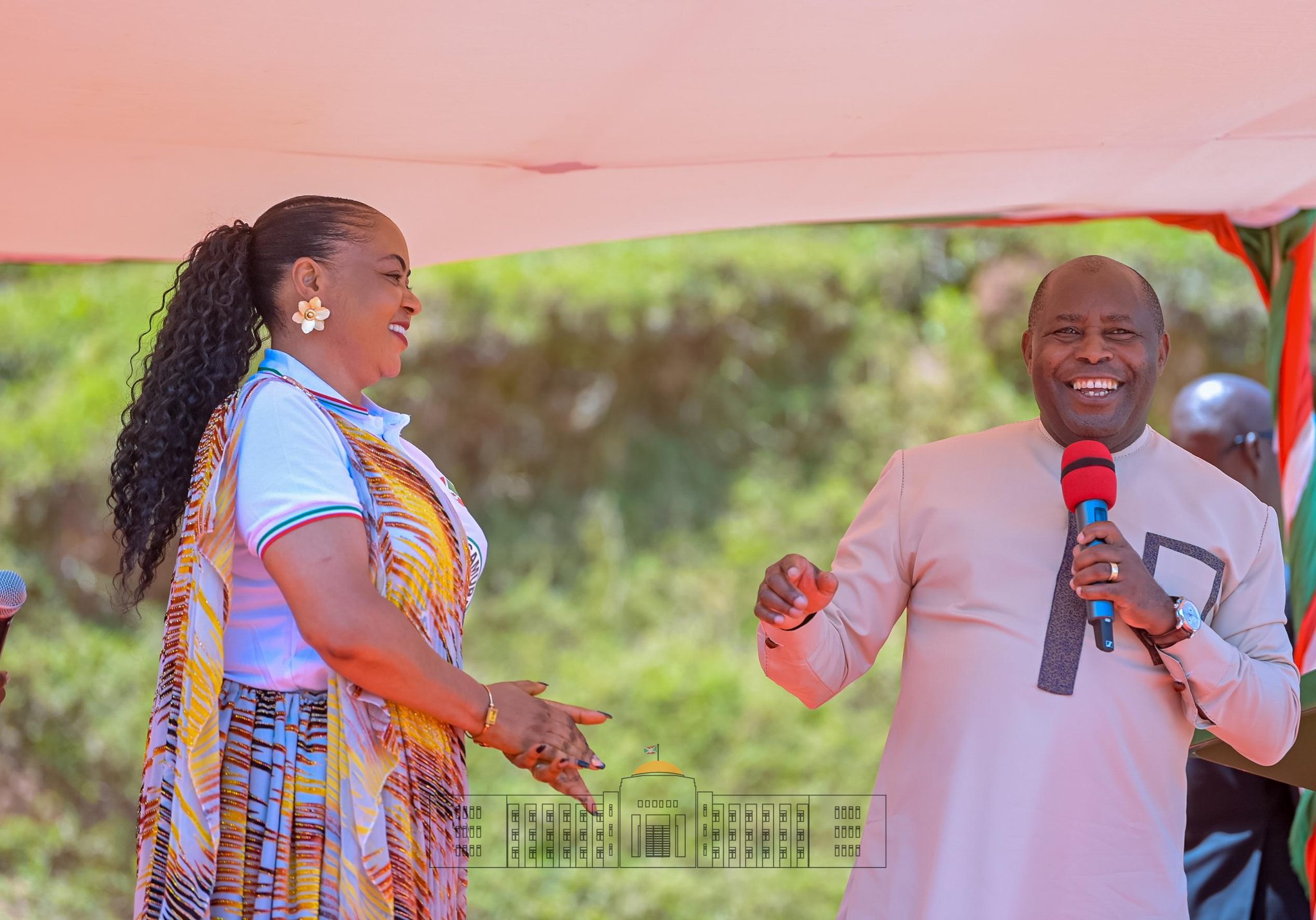 Le Président de la République présente officiellement le nouvel Administrateur communal de Matongo