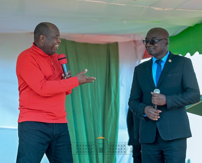 Le Président Ndayishimiye a présenté le nouvel administrateur de Busoni