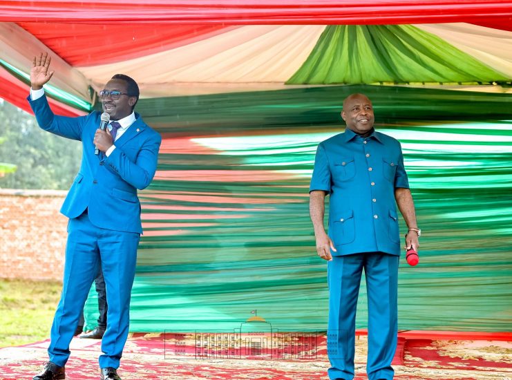 Présentation de l’Administrateur de Butaganzwa par le Président Ndayishimiye