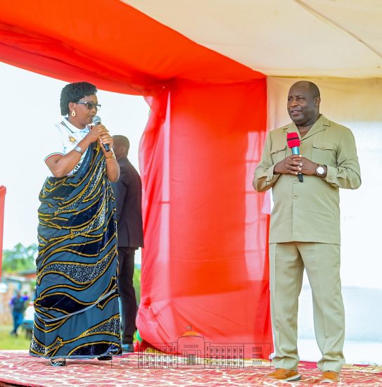 Présentation d’Annonciate Nizigiyimana comme nouvelle Administratrice de la commune Muhanga