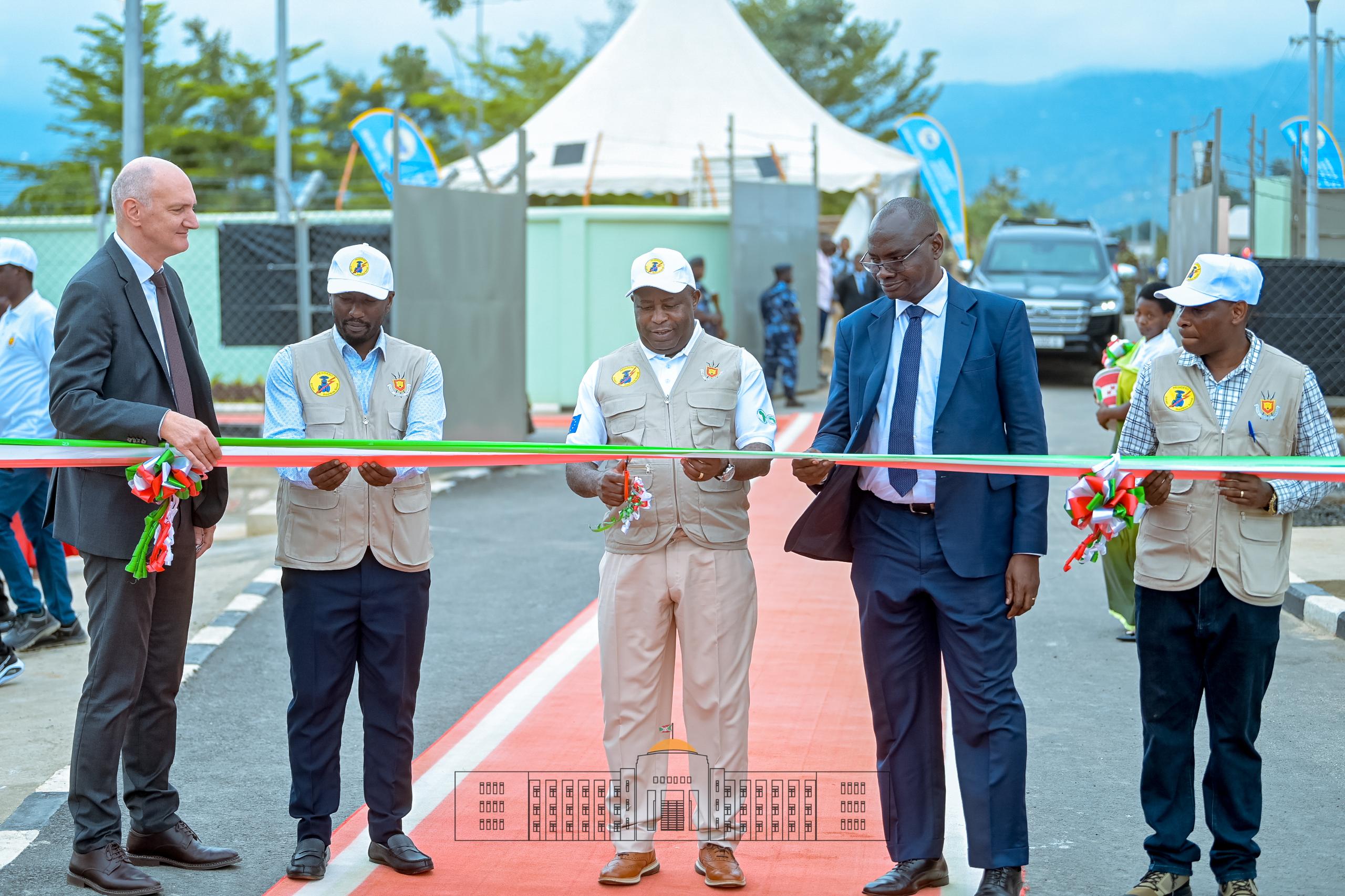 Inauguration par le Président Ndayishimiye d’un poste électrique renforçant l’accès à une énergie fiable et stable au Burundi