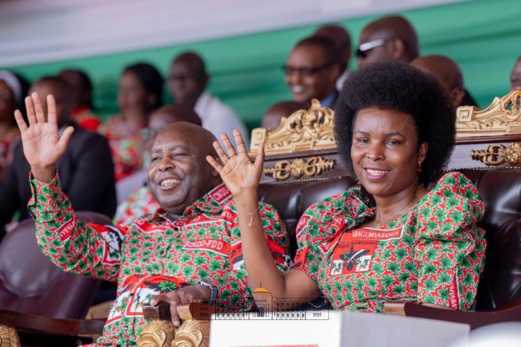Le Président Ndayishimiye se joint aux Bakenyererarugamba pour la 5ᵉ édition de l’« Umukenyererarugamba Day »