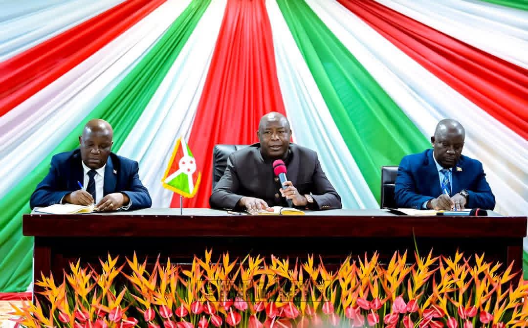 En province Bujumbura, le Chef de l’Etat exhorte les responsables des services déconcentrés et décentralisés des ministères à s’approprier la Vision 2040-2060