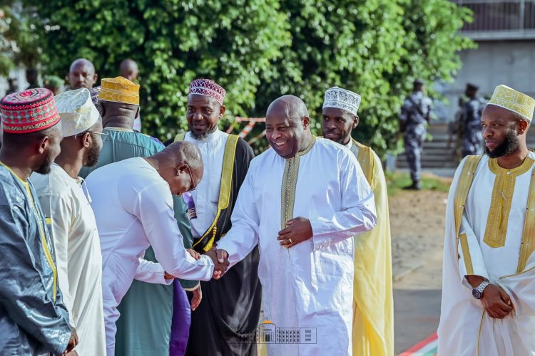 Le Chef de l’État se joint à la communauté islamique du Burundi à l’occasion de la célébration de l’Aïd Al-Adha