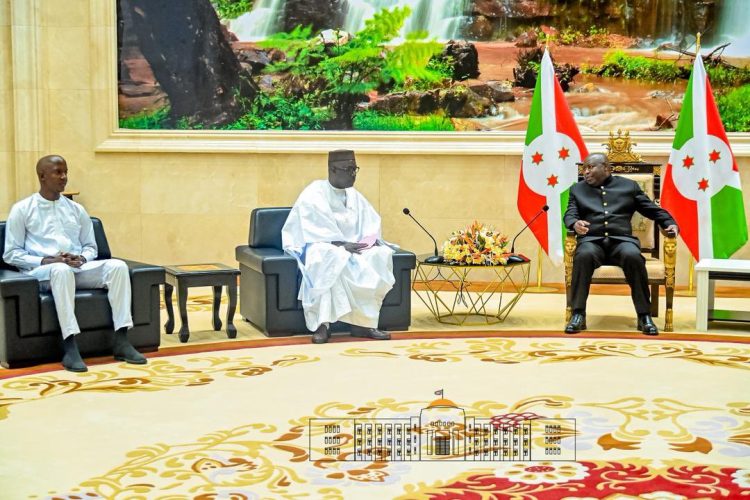 Le Chef de l’Etat burundais reçoit les lettres de créance de trois nouveaux ambassadeurs