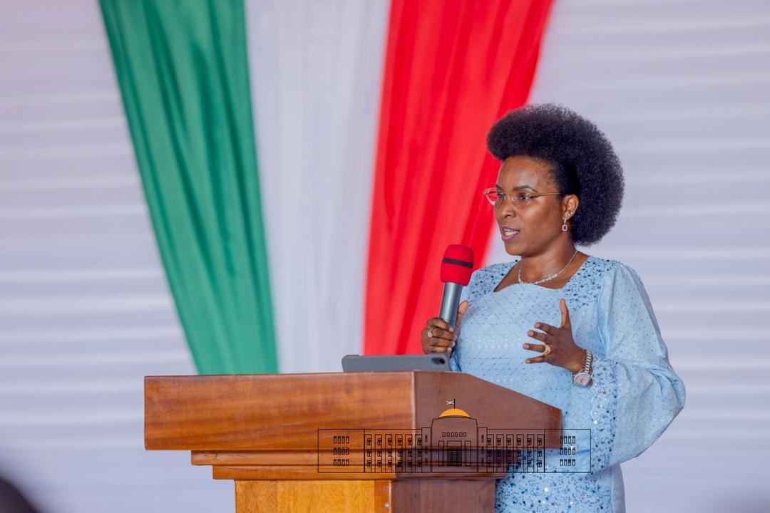 Muyinga : la Première Dame exhorte la jeunesse burundaise à bâtir un leadership exemplaire.