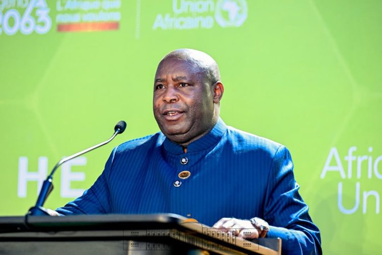 Le Président Évariste Ndayishimiye appelle à une Afrique maîtresse de son destin sanitaire