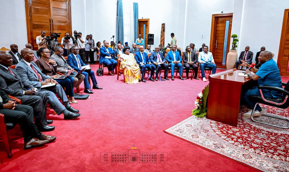 Le Président Ndayishimiye s’entretient avec des membres de la diaspora burundaise