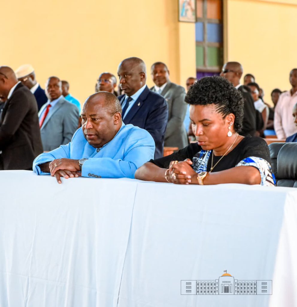 Le Président Évariste Ndayishimiye appelle à l’unité nationale et à une gouvernance exemplaire en hommage au Lieutenant-Général Adolphe Nshimirimana.