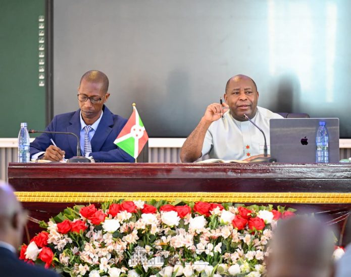 Le Président De la République rencontre les Cadres du Ministère des Infrastructures, des Logements sociaux, des Transports et de L’Equipement.