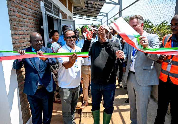 Le Président Ndayishimiye a inauguré un projet de distribution d’eau potable